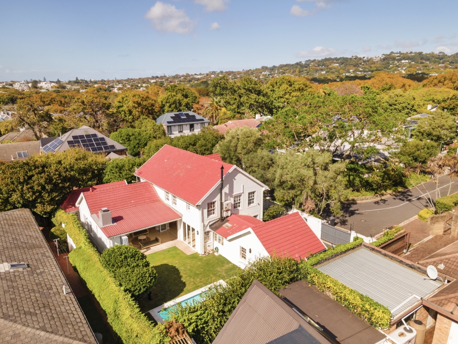 4 Bedroom Property for Sale in Newlands Western Cape